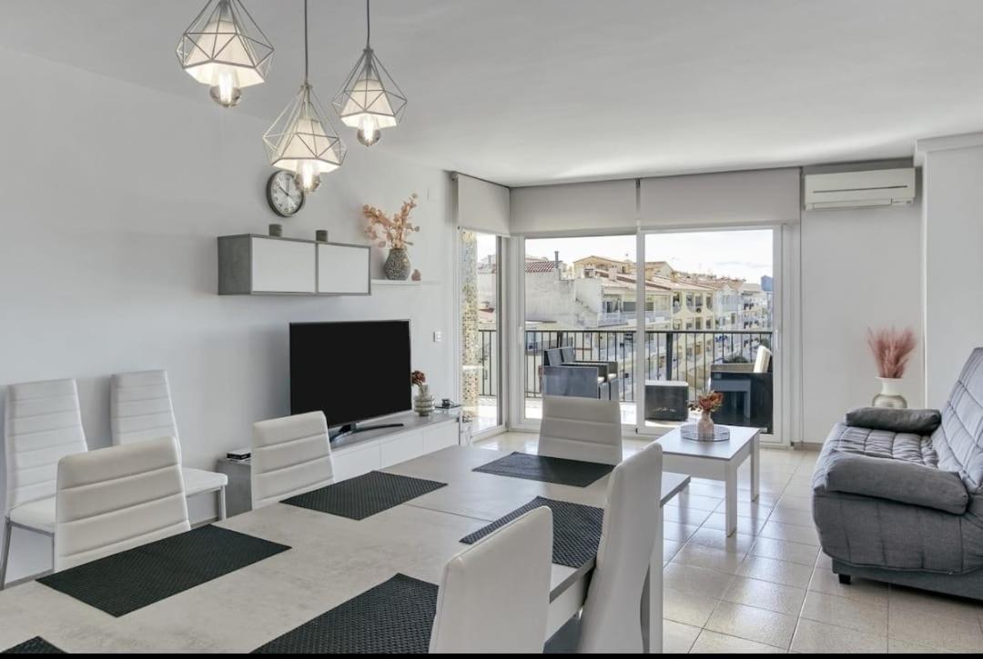 Apartamento Con Vistas A Mar Y Canal. Empuriabrava Exterior photo