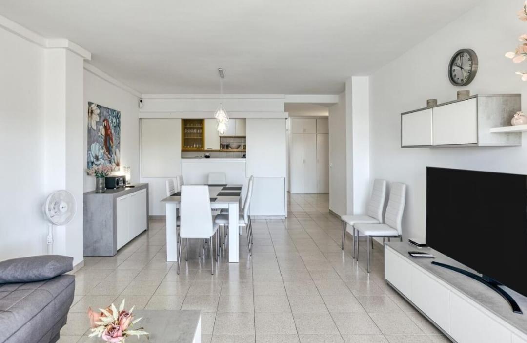 Apartamento Con Vistas A Mar Y Canal. Empuriabrava Exterior photo